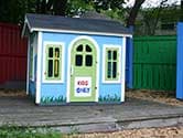 1-800-PACK-RAT Partners with Habitat for Humanity to Build a Children's Playhouse for Local Charity
