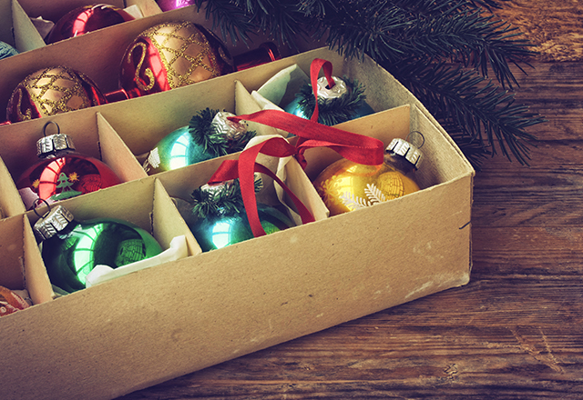 tips for putting up those holiday decorations following tips for putting up those holiday decorations following